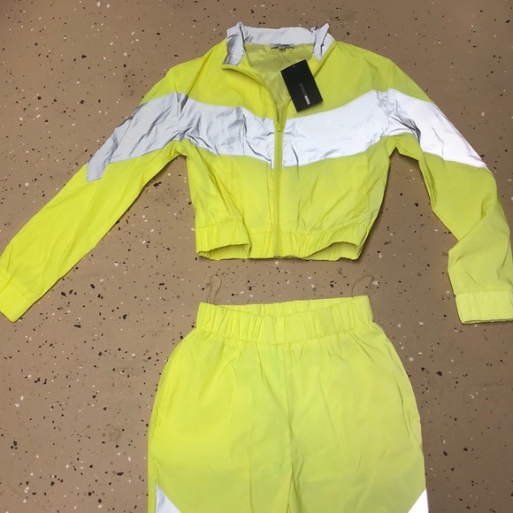 Fashion Nova Pants - Fashion nova neon lime lounge set!